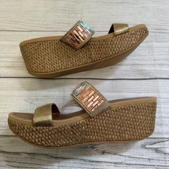 Yellowbox Bonnie Jeweled Platform Sandals - Picture 4 of 7